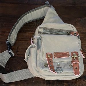 Augur crossbody bag